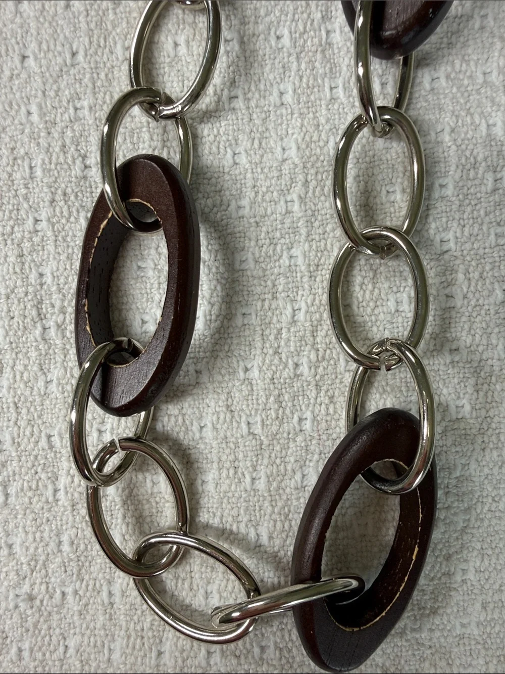 Nine west silver/ chrome and wood links chain belt fully adjustable